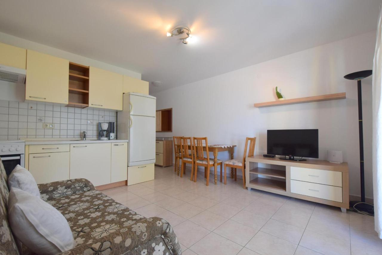 נייביצה Apartments Marjolovic מראה חיצוני תמונה