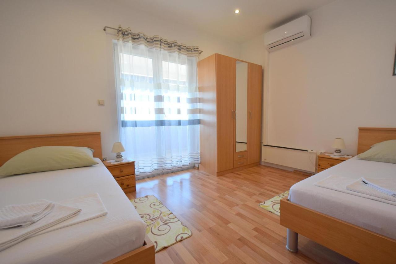 נייביצה Apartments Marjolovic מראה חיצוני תמונה